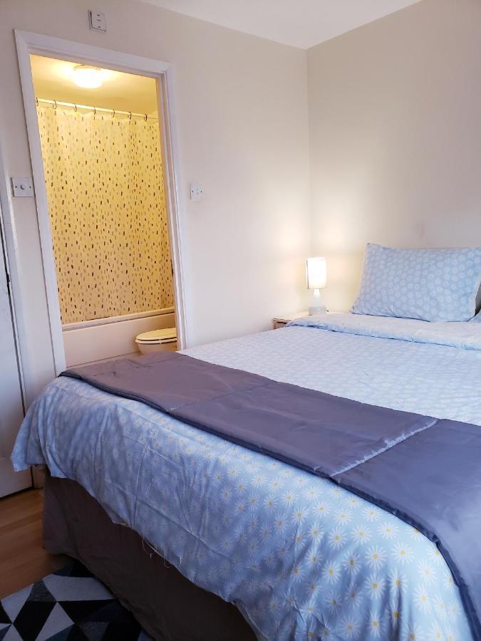 Ensuite Room Near Canal 사우스올 외부 사진