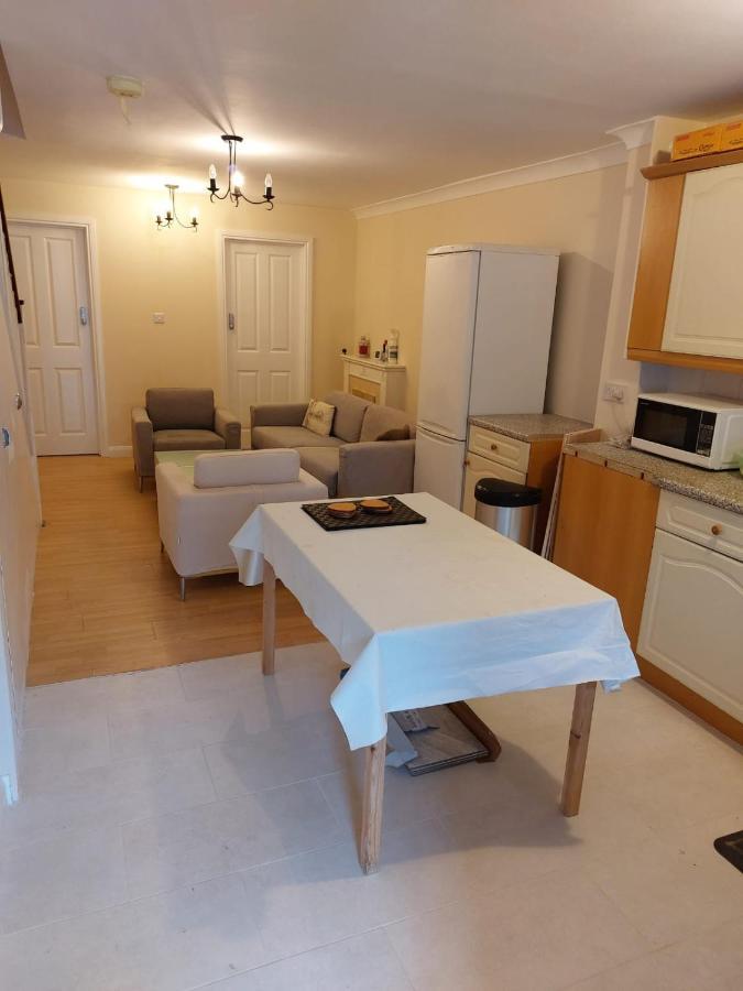 Ensuite Room Near Canal 사우스올 외부 사진