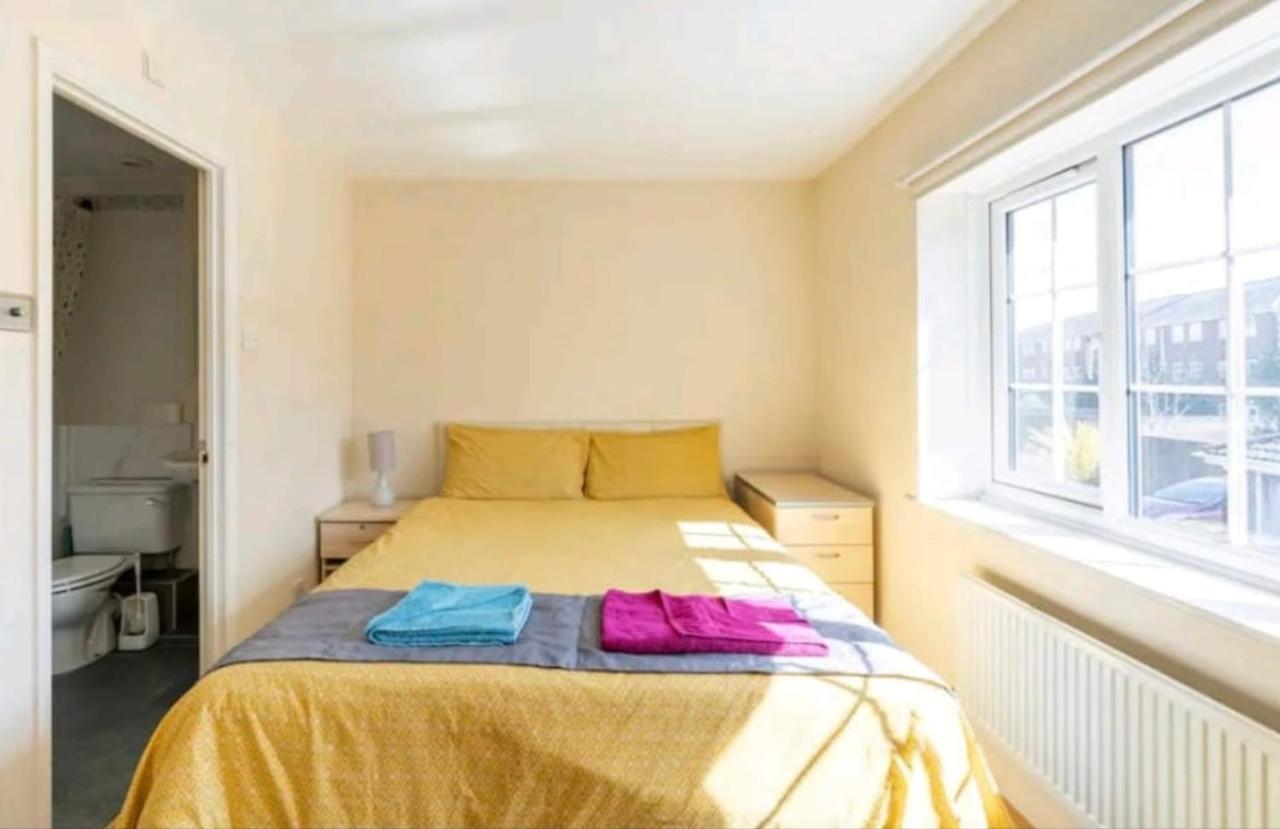 Ensuite Room Near Canal 사우스올 외부 사진